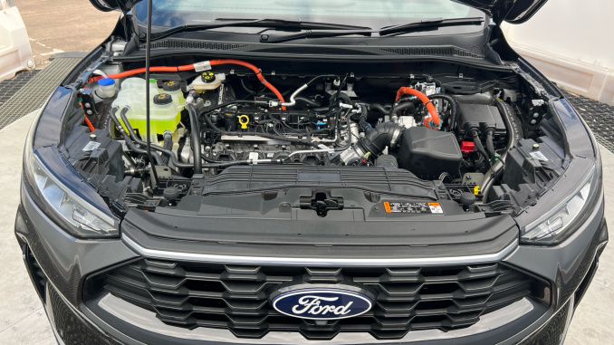 Ford Kuga 2.5 FHEV ST-Line 5dr CVT Hybrid Estate - Image 8
